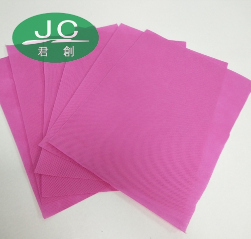 Dotted nonwoven